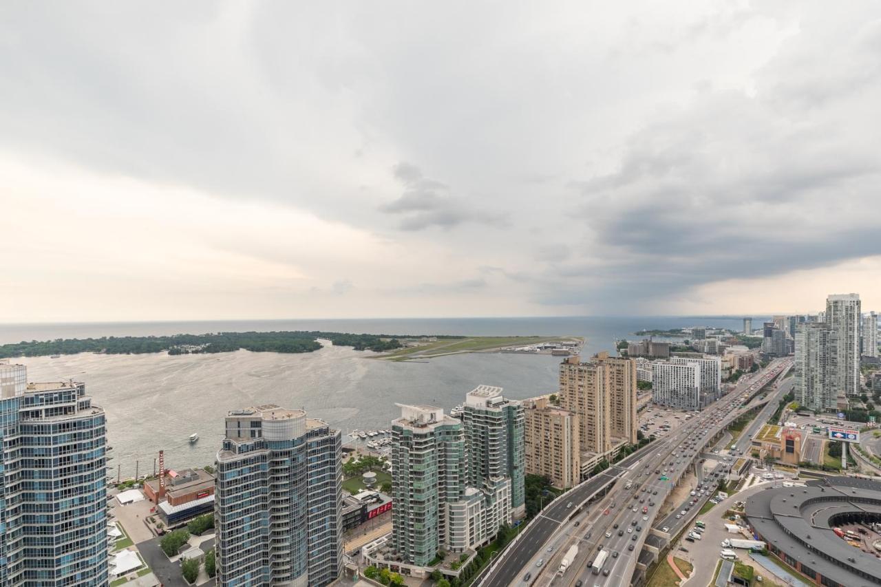 Апартаменти Cloud 9 In Downtown Торонто Екстер'єр фото